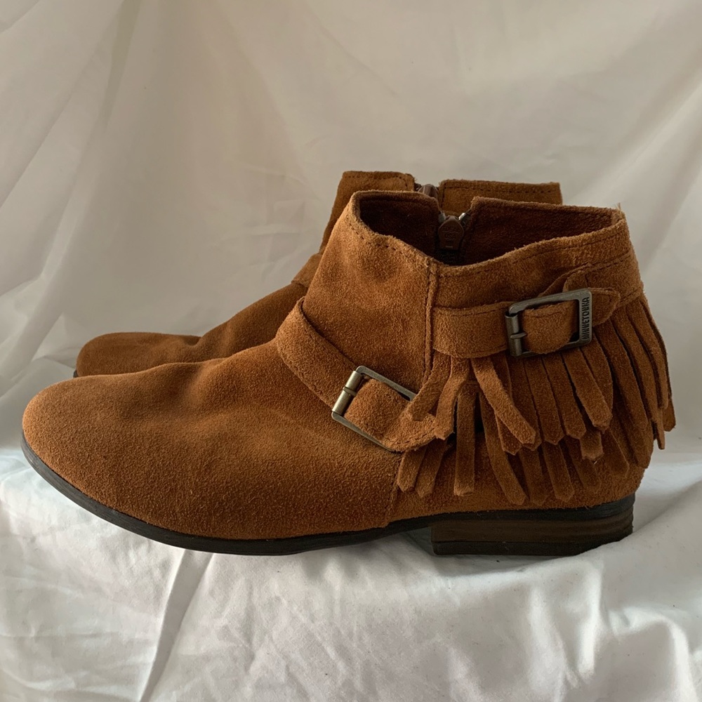 Minnetonka moccasin booties